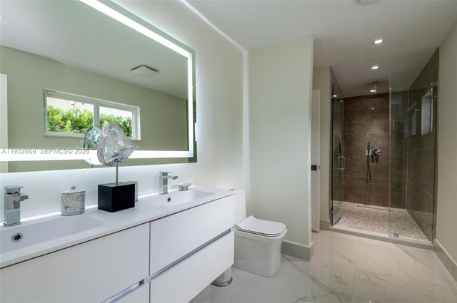 1250 NE 82nd St, Miami, FL 33138