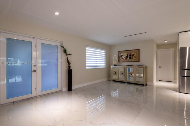 1250 NE 82nd St, Miami, FL 33138