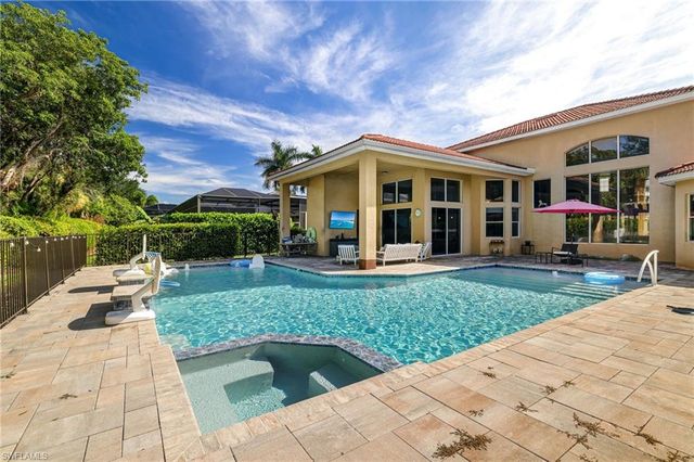 19428 La Serena DR, Estero, FL 33967