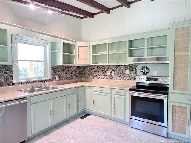 420 Durant Drive, Fayetteville, NC 28304