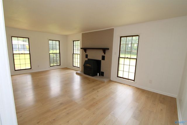 233 Shaw Road NW, Hartselle, AL 35640