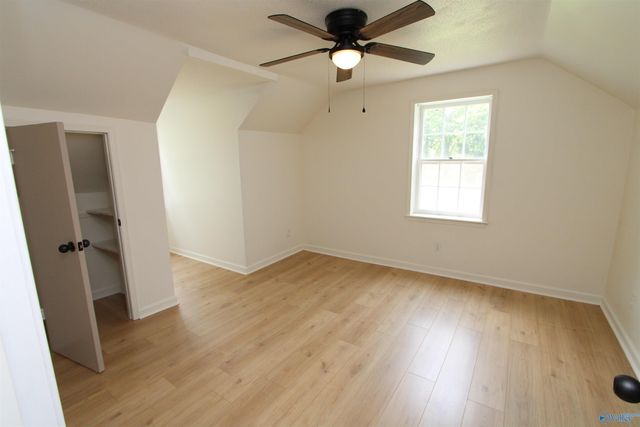 233 Shaw Road NW, Hartselle, AL 35640