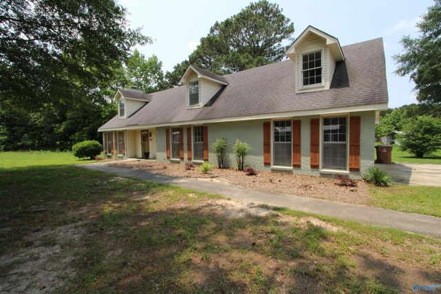 233 Shaw Road NW, Hartselle, AL 35640