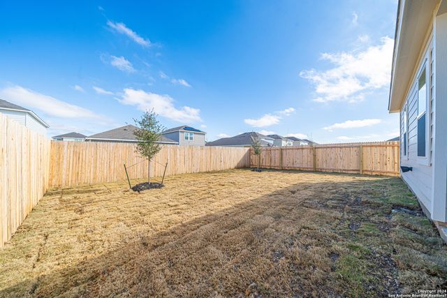 7518 BOA HOLW, San Antonio, TX 78253