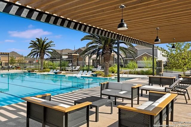 7518 BOA HOLW, San Antonio, TX 78253