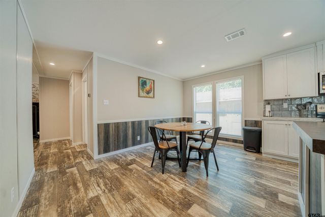 302 CR 3832, Hawkins, TX 75765