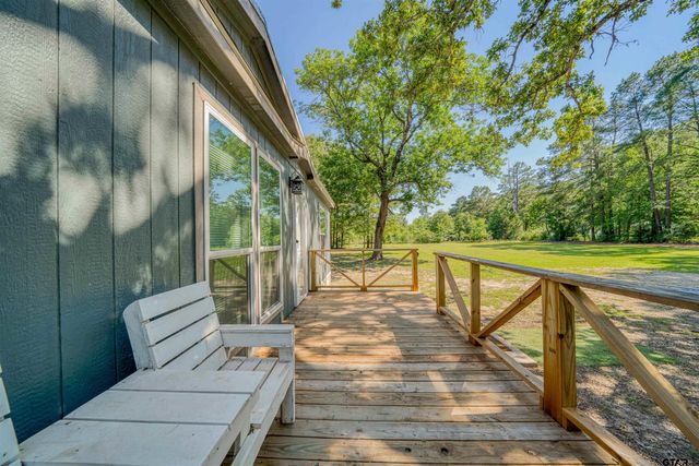 302 CR 3832, Hawkins, TX 75765