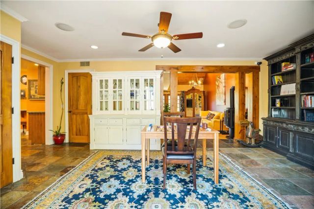 25736 Punto De Vista Drive, Calabasas, CA 91302