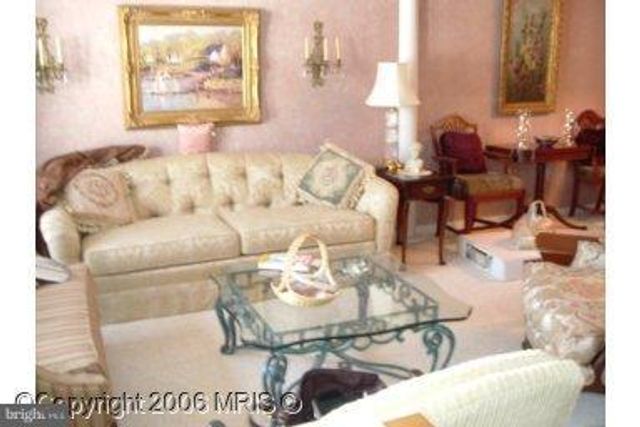 8695 MANAHAN DR, Ellicott City, MD 21043