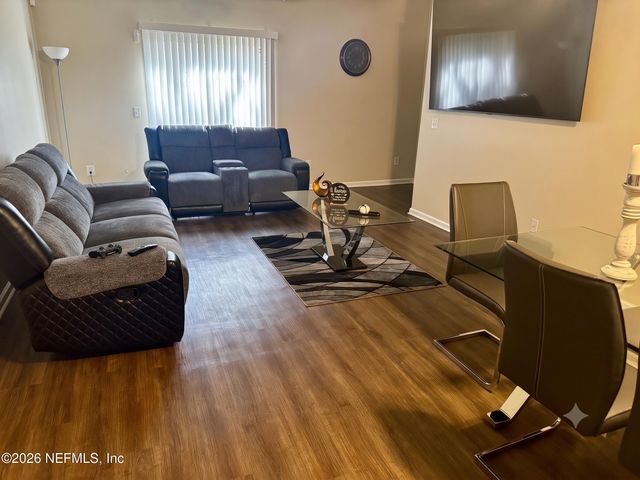 7946 MELVIN Road, Jacksonville, FL 32210