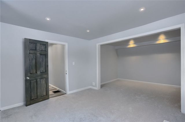 457 E Crestview Dr, Delaware Twp, PA 16154