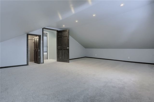 457 E Crestview Dr, Delaware Twp, PA 16154