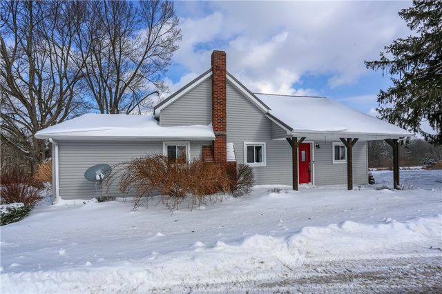 457 E Crestview Dr, Delaware Twp, PA 16154