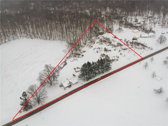 457 E Crestview Dr, Delaware Twp, PA 16154