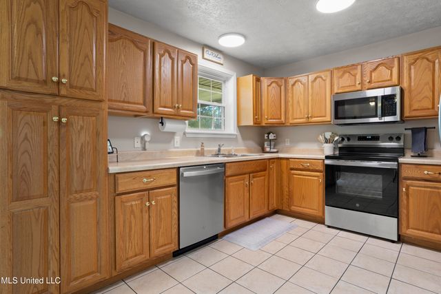 608 Hogan Street, Waveland, MS 39576