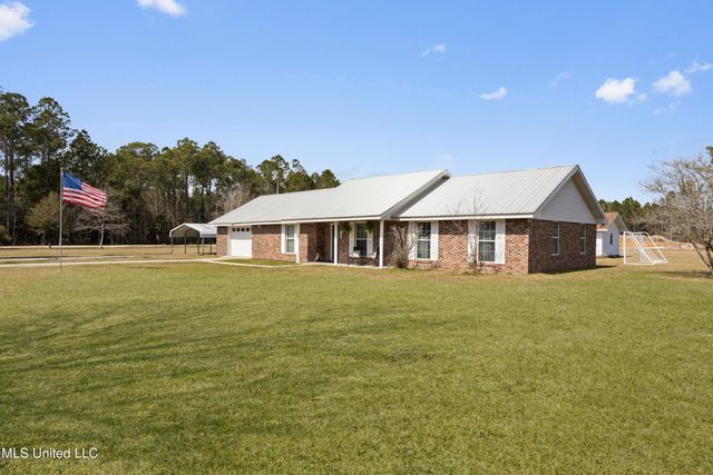 608 Hogan Street, Waveland, MS 39576