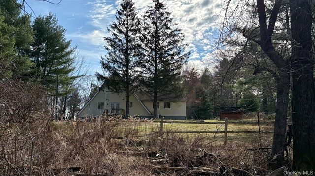 107 Pinewood Road, Cochecton, NY 12726
