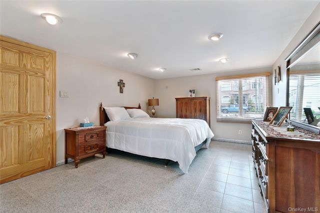 86-17 157th Avenue, Howard Beach, NY 11414