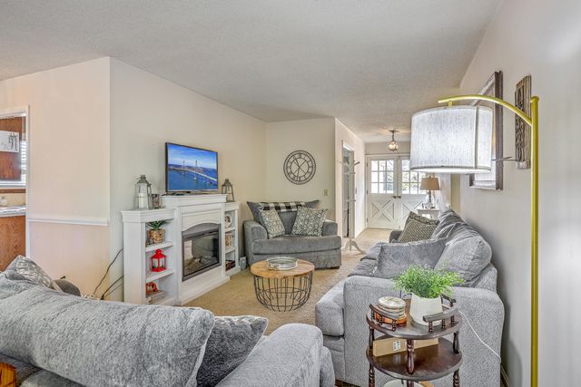 2198 Skyland Lane, Orangeburg, SC 29118