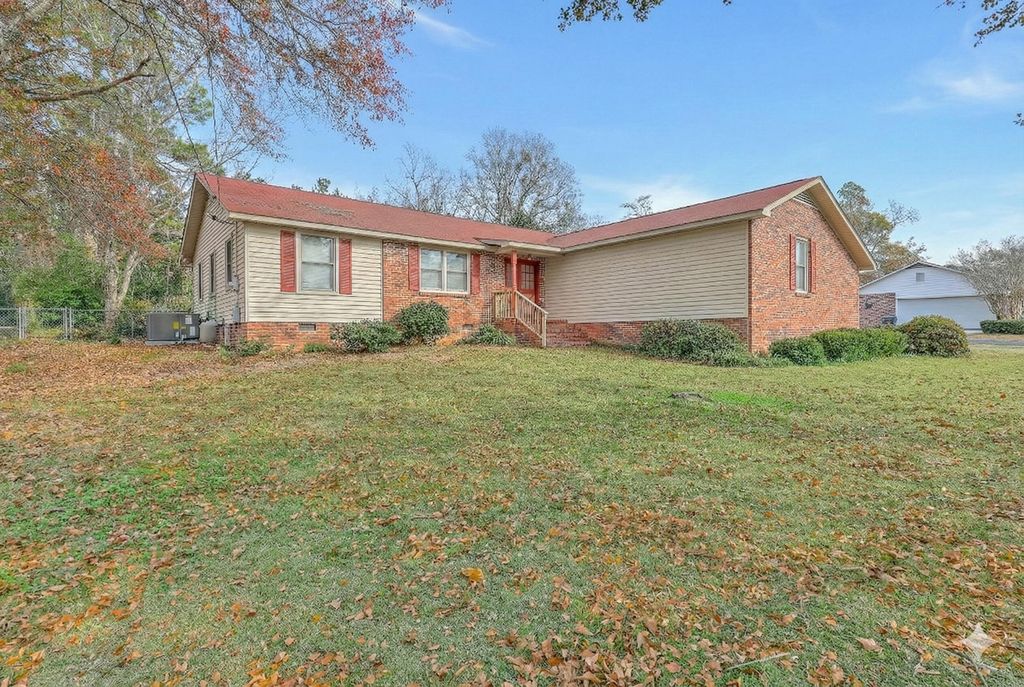 2198 Skyland Lane, Orangeburg, SC 29118