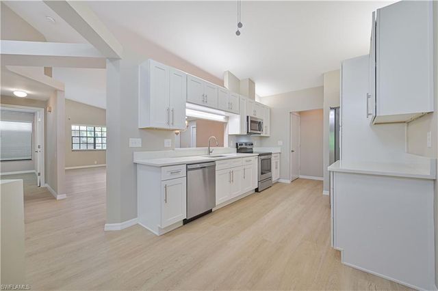 17623 Marco Island LN, Fort Myers, FL 33908