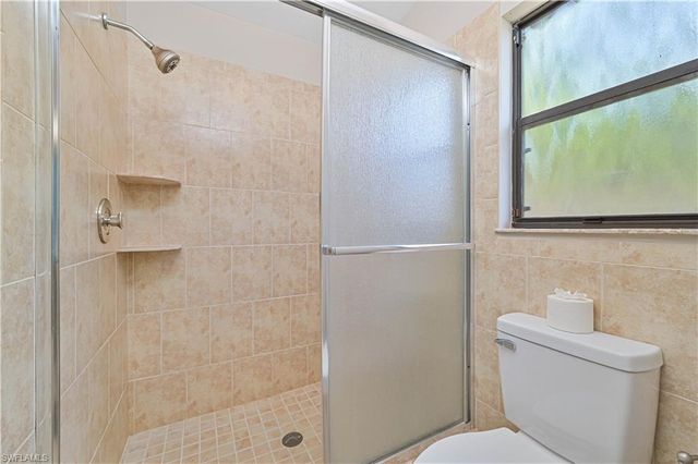 17623 Marco Island LN, Fort Myers, FL 33908