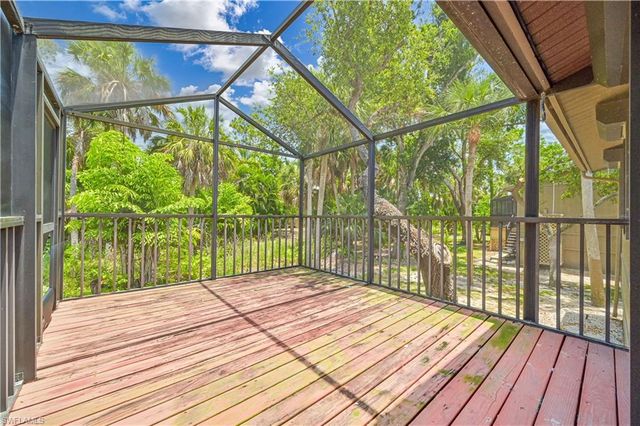 17623 Marco Island LN, Fort Myers, FL 33908