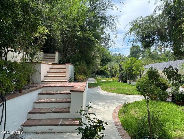4656 Vanalden Avenue, Tarzana, CA 91356