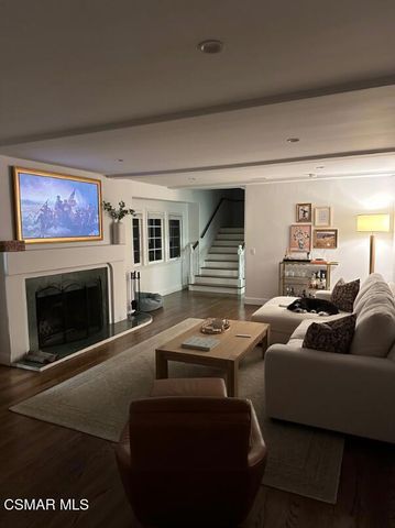 4656 Vanalden Avenue, Tarzana, CA 91356