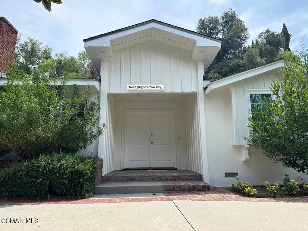 4656 Vanalden Avenue, Tarzana, CA 91356