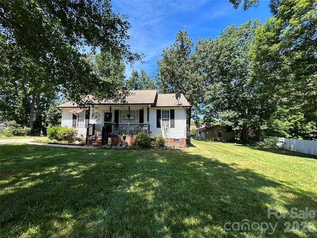 143 Allendale Street, Lincolnton, NC 28092