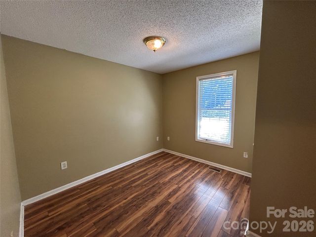 143 Allendale Street, Lincolnton, NC 28092