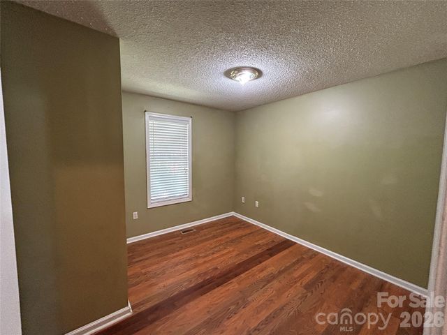 143 Allendale Street, Lincolnton, NC 28092