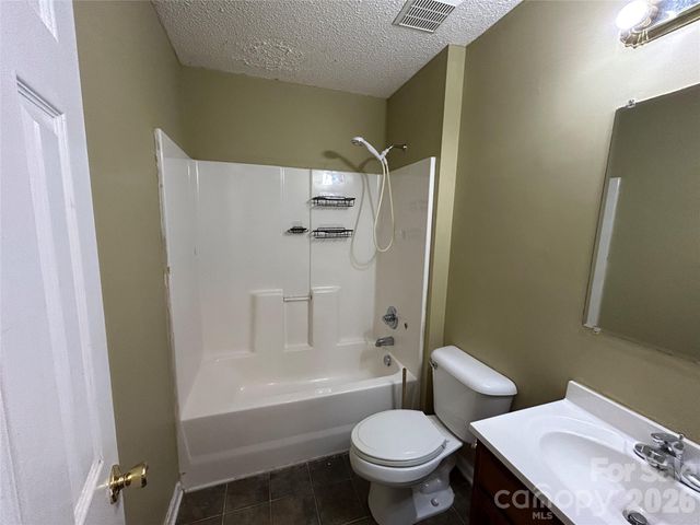 143 Allendale Street, Lincolnton, NC 28092