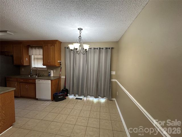 143 Allendale Street, Lincolnton, NC 28092