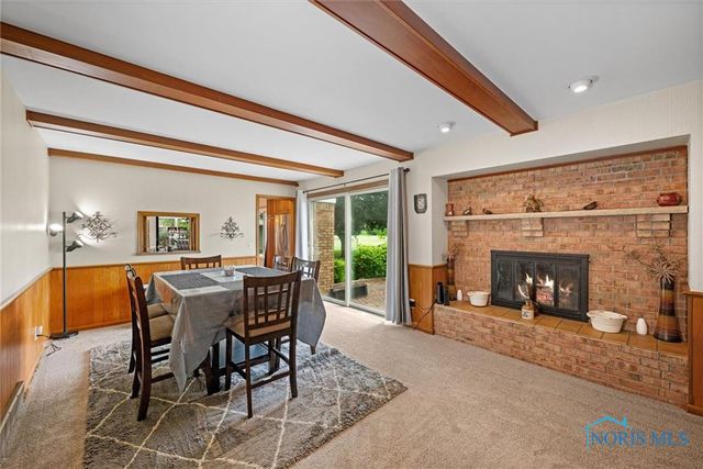 23746 W State Route 579, Curtice, OH 43412