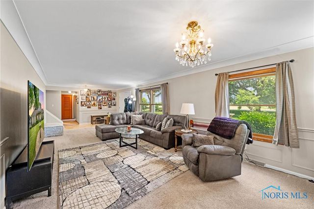 23746 W State Route 579, Curtice, OH 43412