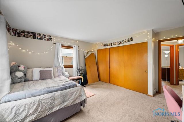 23746 W State Route 579, Curtice, OH 43412