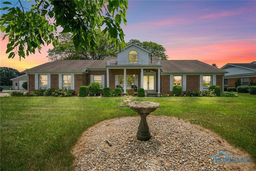 23746 W State Route 579, Curtice, OH 43412