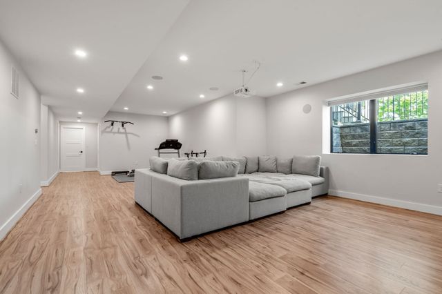 20 Peach Tree Lane, Newton, MA 02459