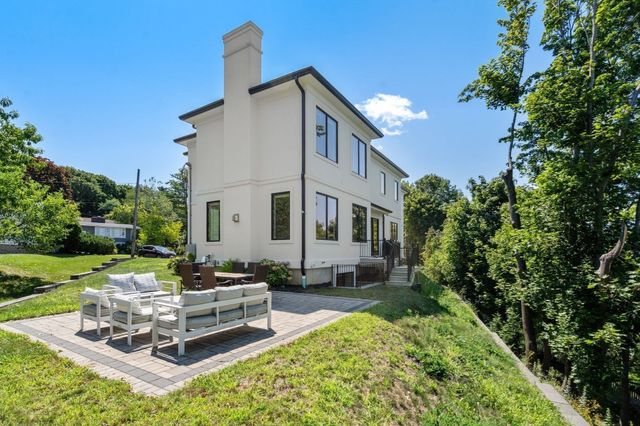 20 Peach Tree Lane, Newton, MA 02459