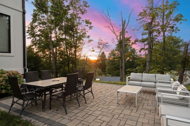 20 Peach Tree Lane, Newton, MA 02459