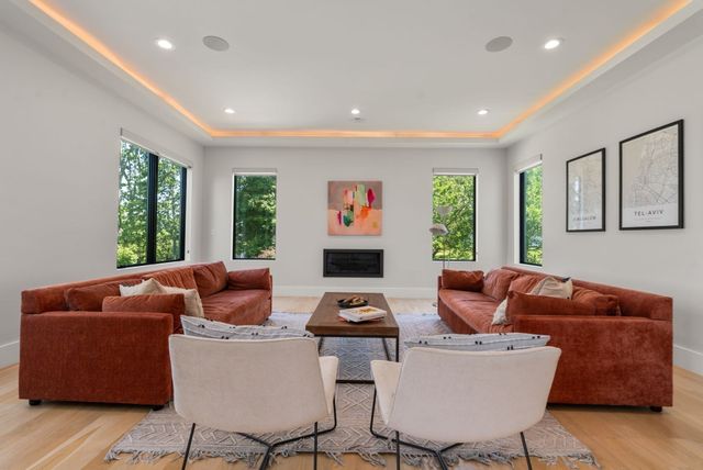 20 Peach Tree Lane, Newton, MA 02459