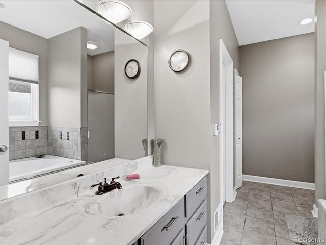 744 5th Street, Marysville, MI 48040