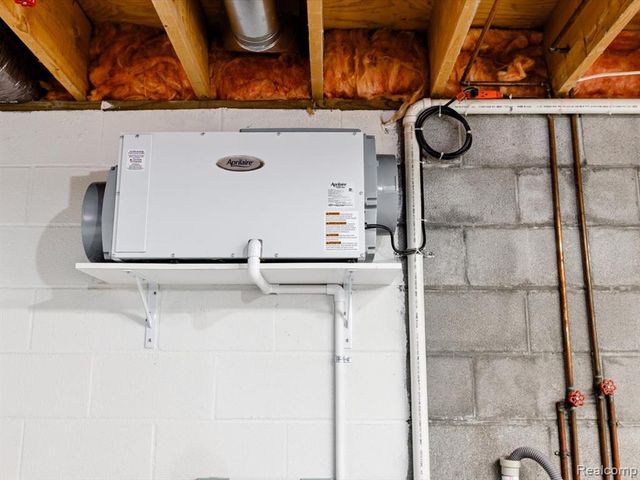 744 5th Street, Marysville, MI 48040