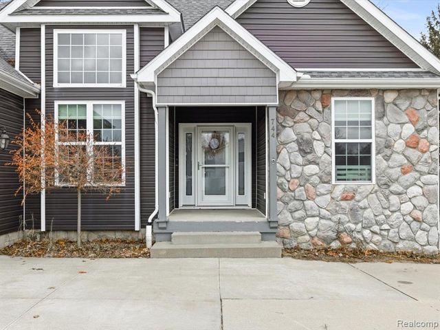 744 5th Street, Marysville, MI 48040