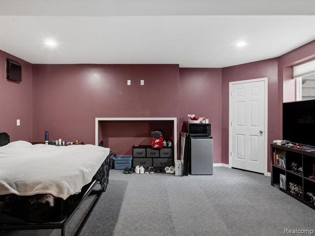 744 5th Street, Marysville, MI 48040