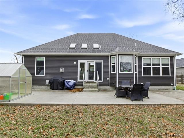 744 5th Street, Marysville, MI 48040