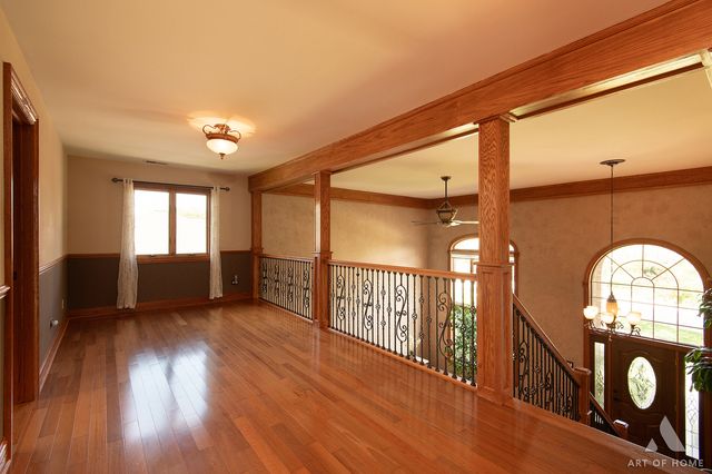 1216 JANAS Lane, Lemont, IL 60439
