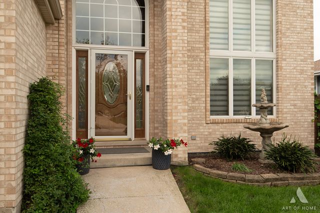1216 JANAS Lane, Lemont, IL 60439